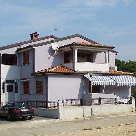 Apartments Libera Porec Exterior photo